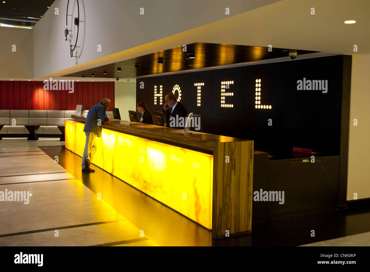 Hotel front desk hires stock photography and images Alamy