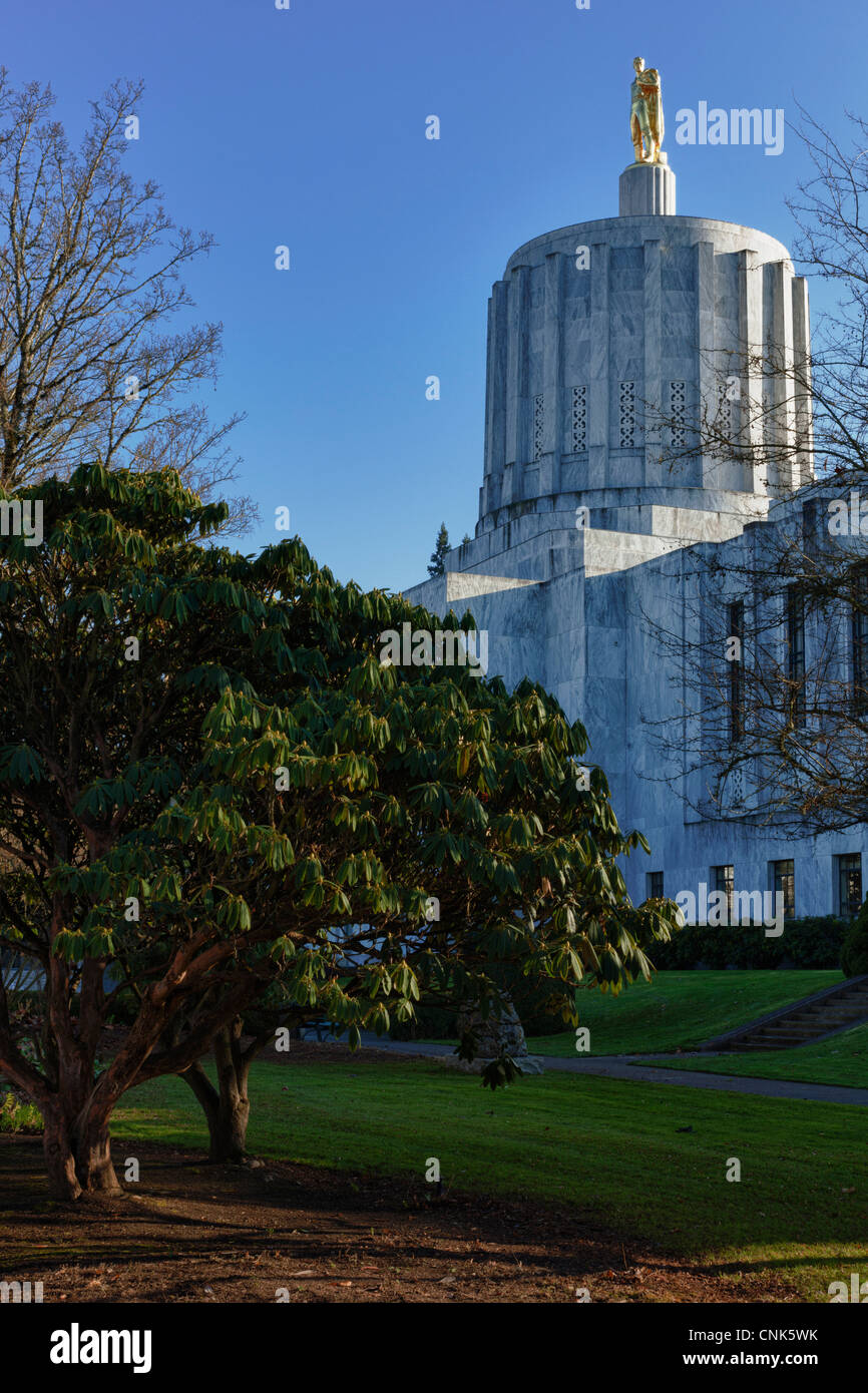 USA, Oregon, Salem, Oregon State Capitol Building, Digital Composite