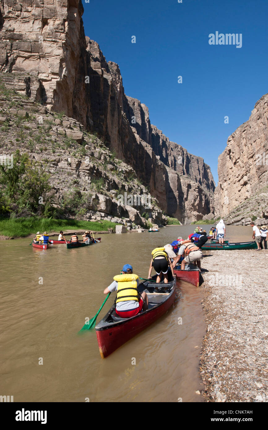 North America, USA, Texas, Brewster, Big Bend National Park, canoeing