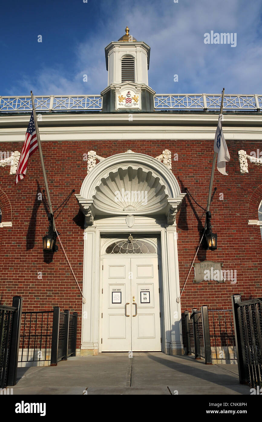 Entrance to Mason Library, built in 1913 by the architects Blanchard