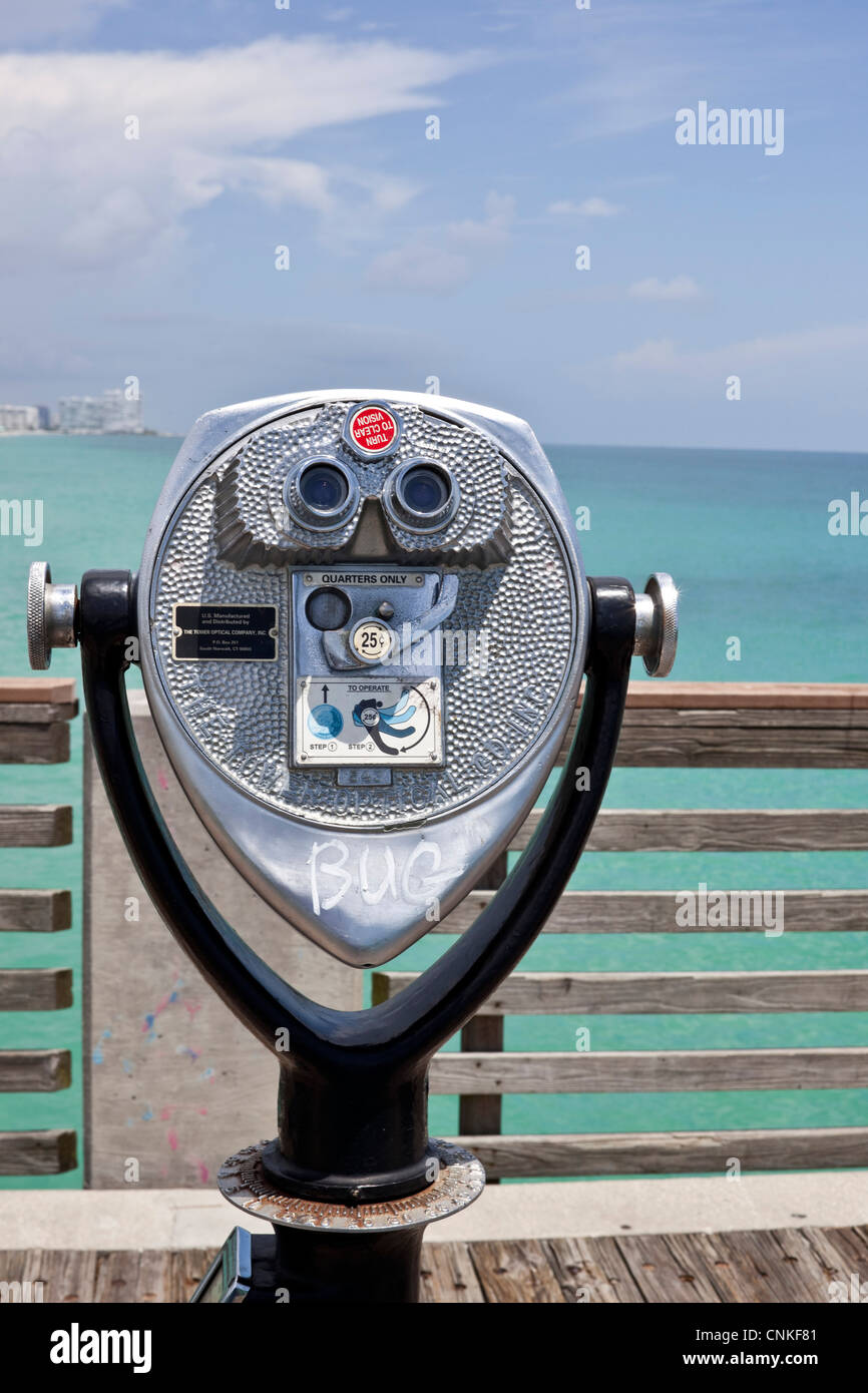 Coin operated panoramic binoculars, Miami, Florida, USA Stock Photo Alamy
