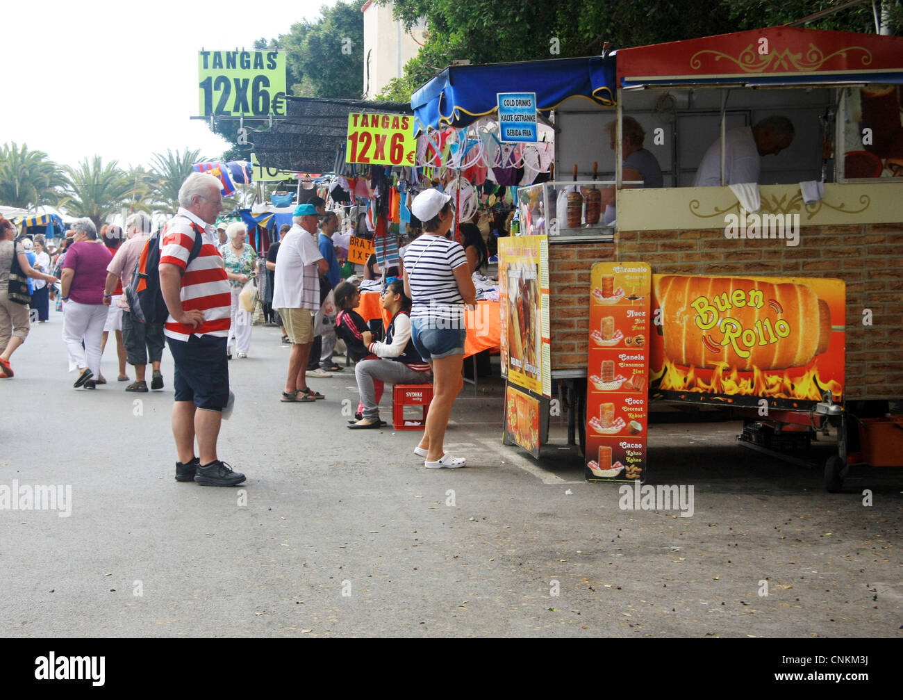 Tourist wandering around in San Fernando de Maspalomas outdoor market