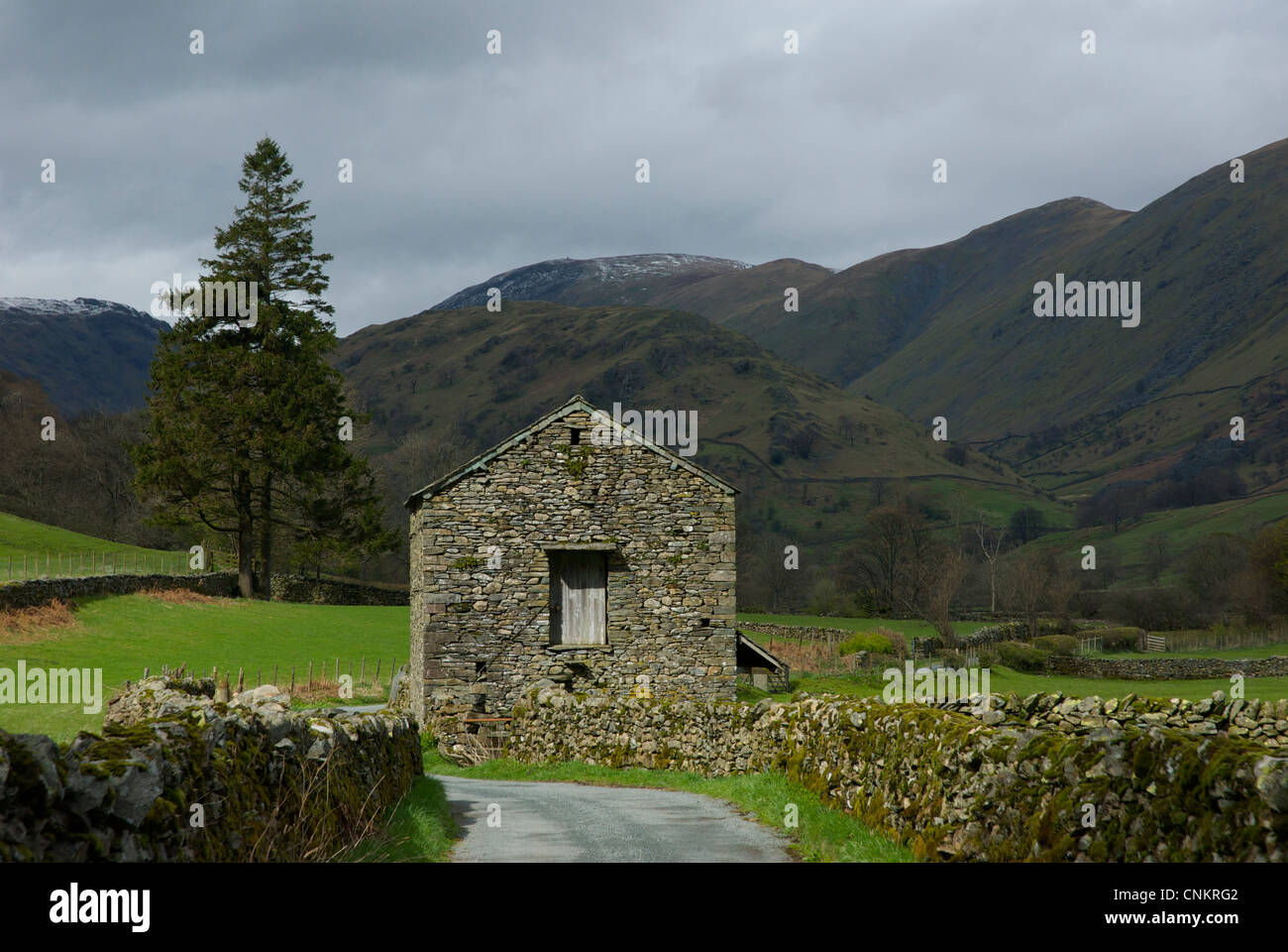 Barn near the village of Troutbeck, Lake District National Park, Cumbria, England UK Stock Photo