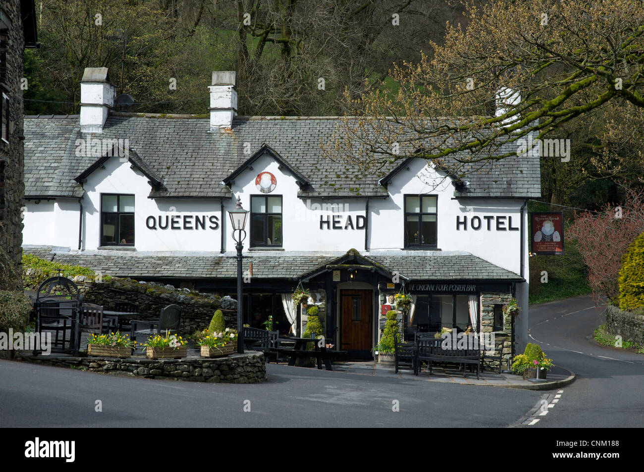 The Queens Head Hotel, in the village of Troutbeck, Lake District National Park, Cumbria, England UK Stock Photo