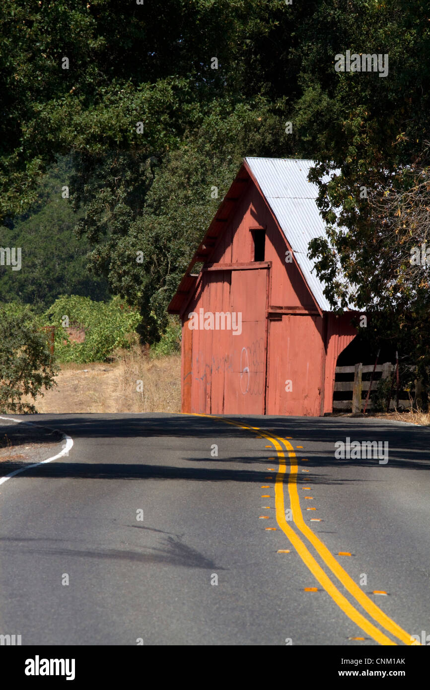 Red barn along Highway 128 near Geyserville, California, USA. Stock Photo