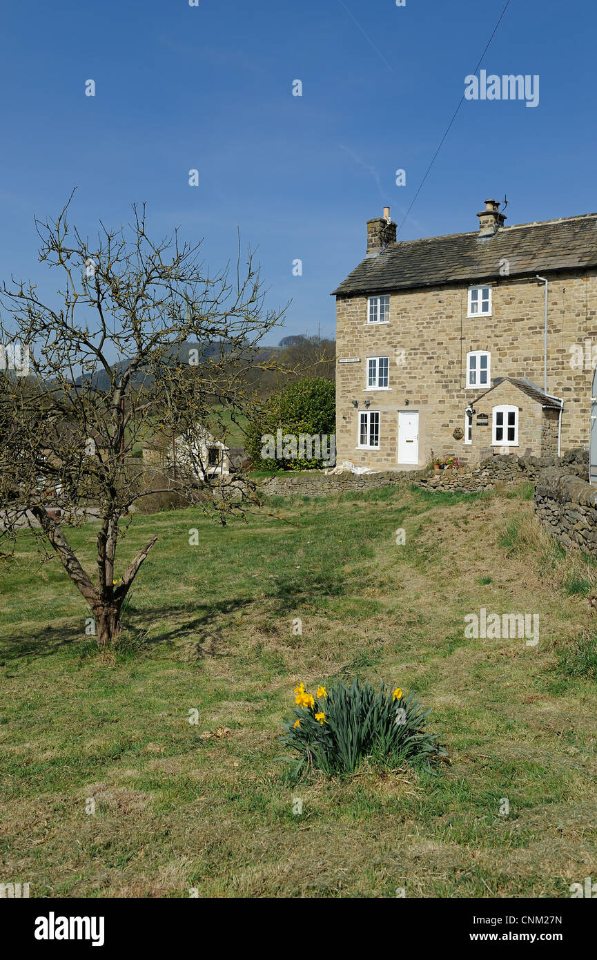 houses in eyam village derbyshire england uk Stock Photo Alamy