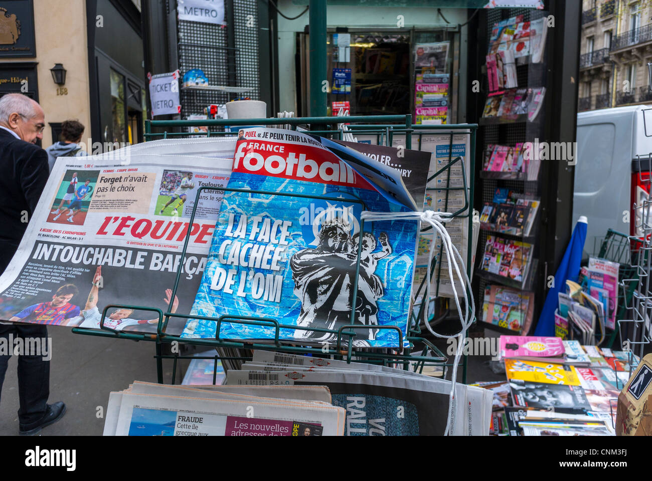 Paris, France, French News Stand Store, Kiosk, on Street With Sports Newspapers on Display, newsagent exterior, kiosque a journaux Stock Photo