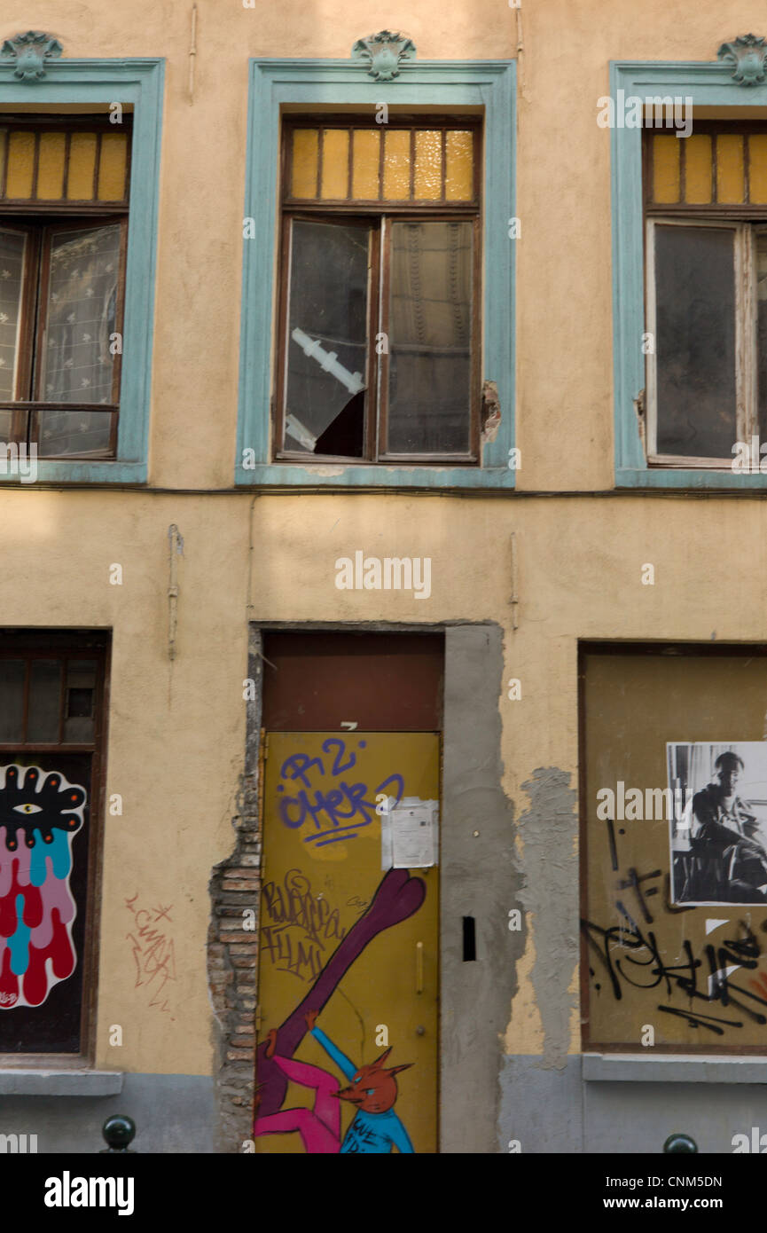 A Graffiti ed Abandoned Building In Brussels Belgium Stock Photo Alamy A Graffiti ed Abandoned Building In Brussels Belgium Stock Photo Alamy