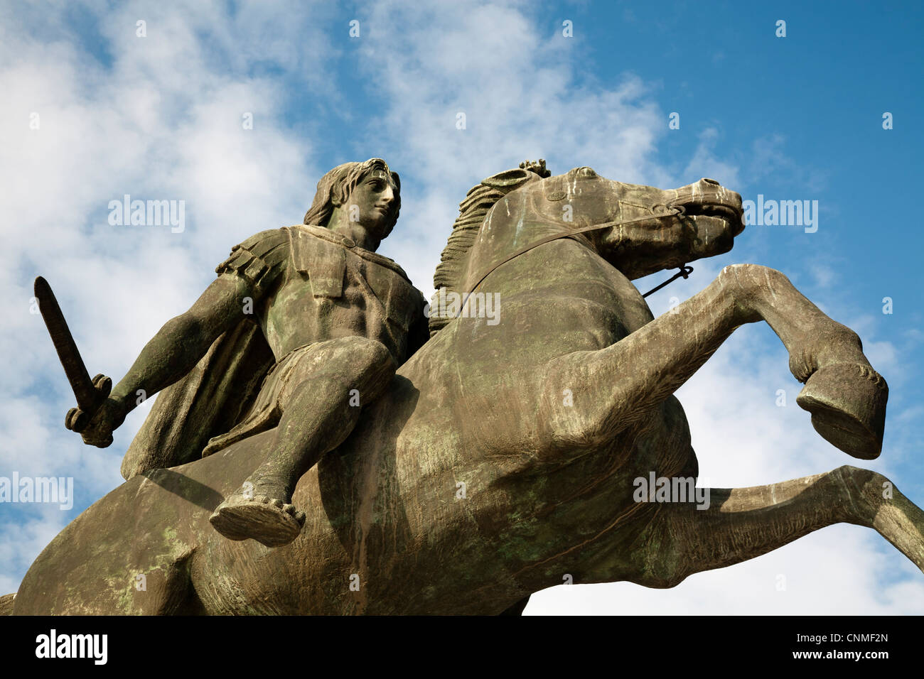 the-statue-of-alexander-the-great-in-thessaloniki-waterfront-macedonia