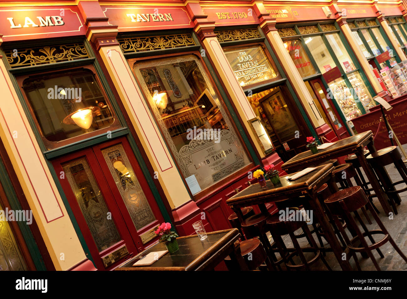 The Lamb Tavern at Leadenhall Market, London, England Stock Photo Alamy