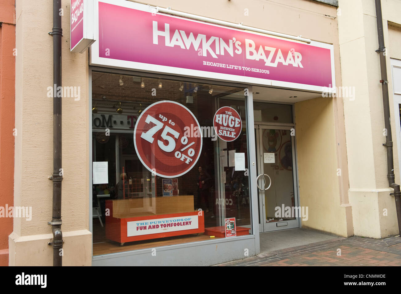 City centre shop closure hires stock photography and images Alamy