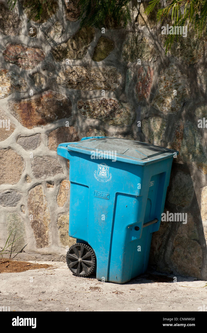 Blue wheelie bin hi-res stock photography and images - Alamy