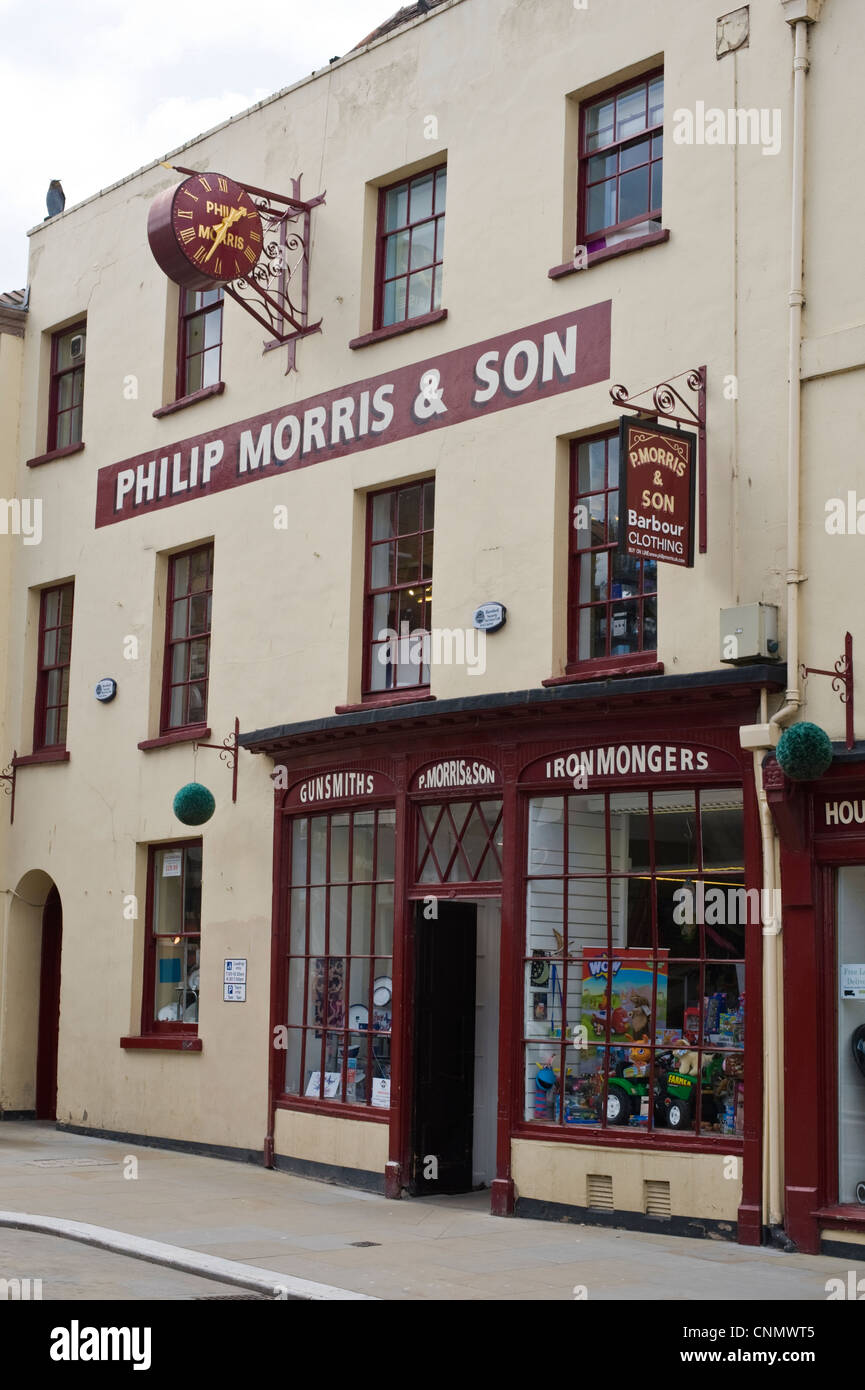 Ironmongers High Resolution Stock Photography and Images Alamy