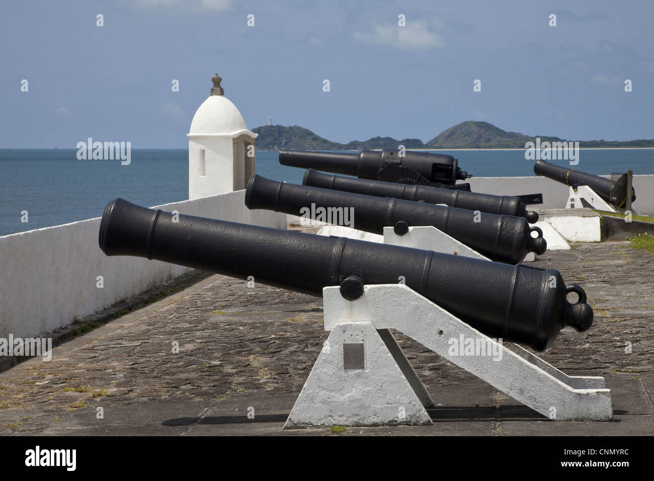 Cannons on historic coastal fortress, Ilha do Mel, Parana, Brazil Stock Photo