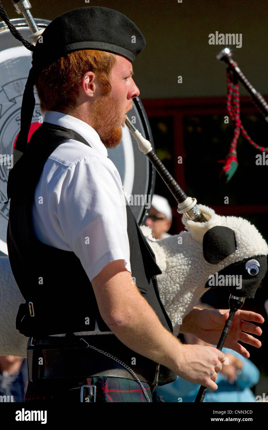 Bagpipes parade at hires stock photography and images Alamy
