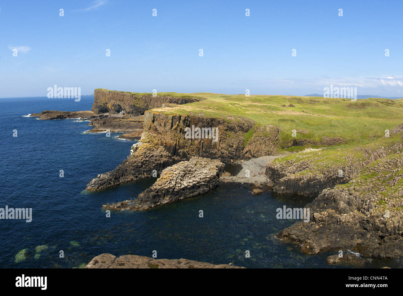 View of coastline with cliffs and columnar basalt rocks, Staffa, Inner ...