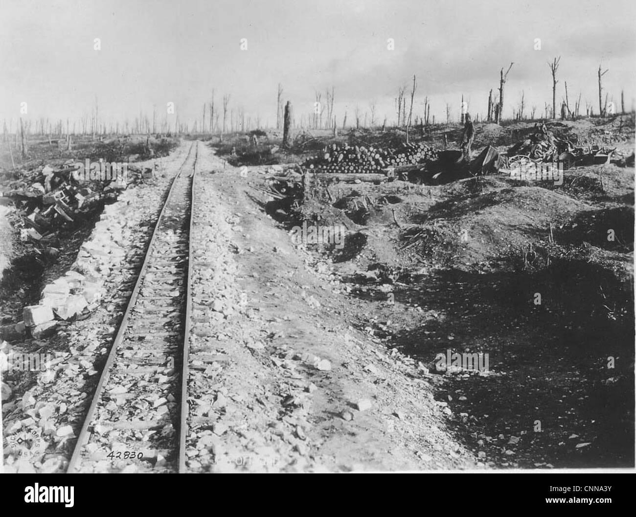 World war one trenches photographs Black and White Stock Photos ...