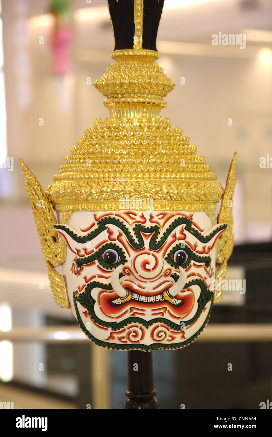 Thai drama Ramayana Mask Stock Photo Alamy