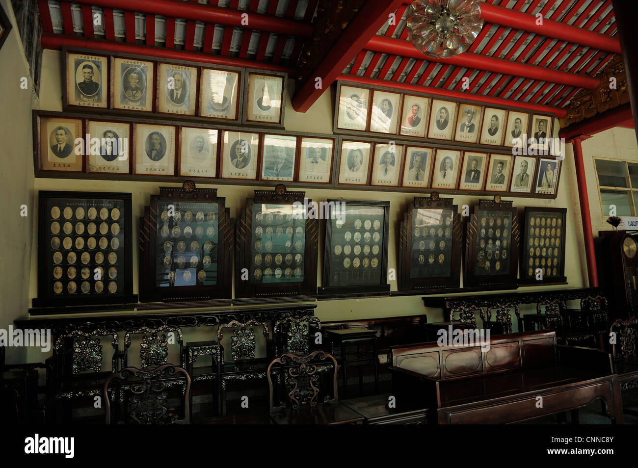 photos of honoured members of Siang Kong Shrine, hidden within talat