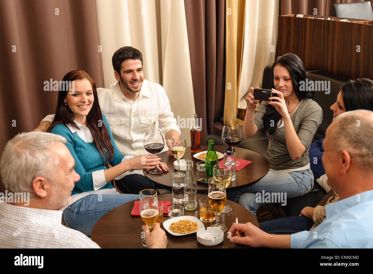 Drink after work. друзья в ресторане. Working party. Drink after work. Drink after work.