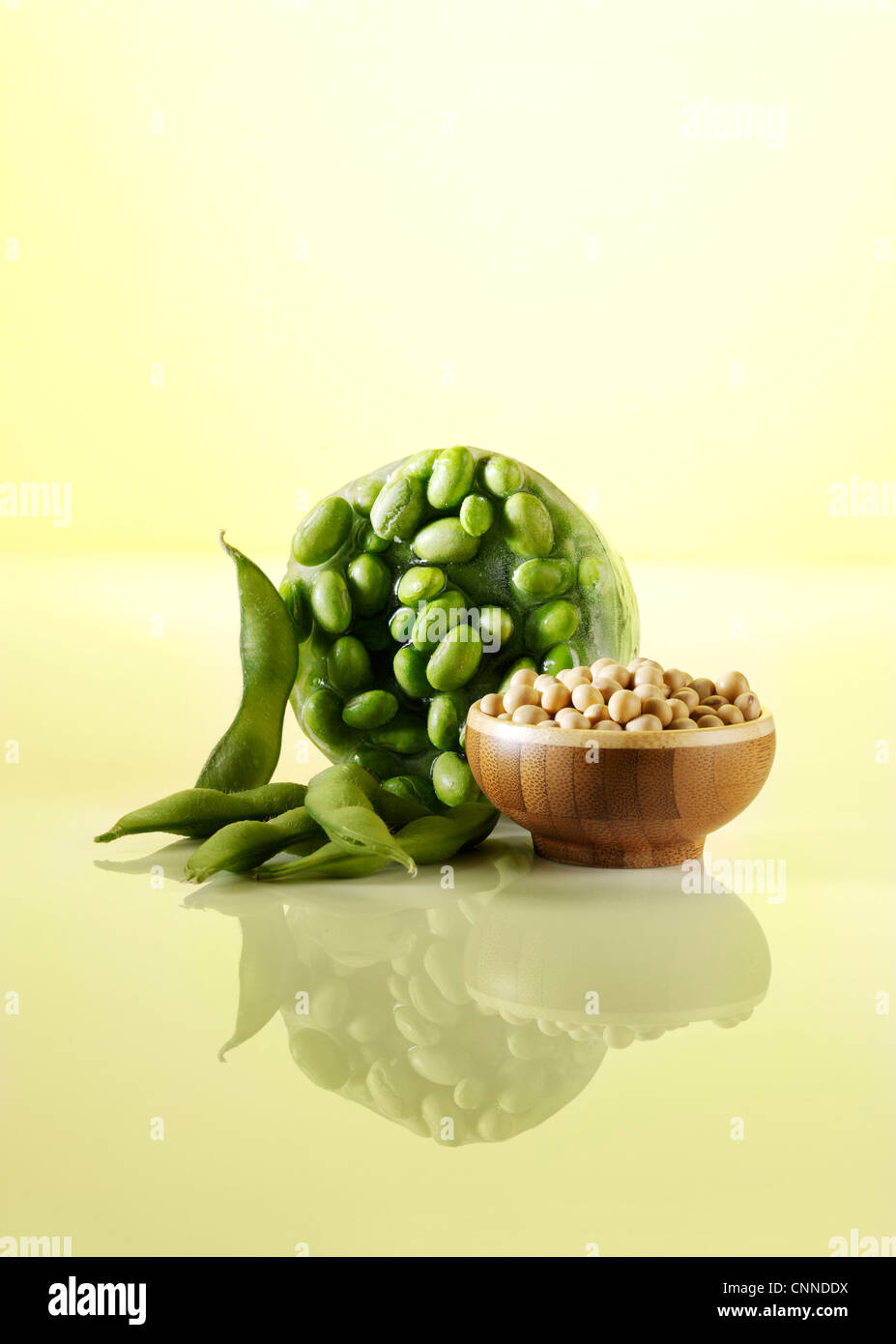 Edamame, Shelled Frozen Soybeans and Dried Soybeans Stock Photo Alamy