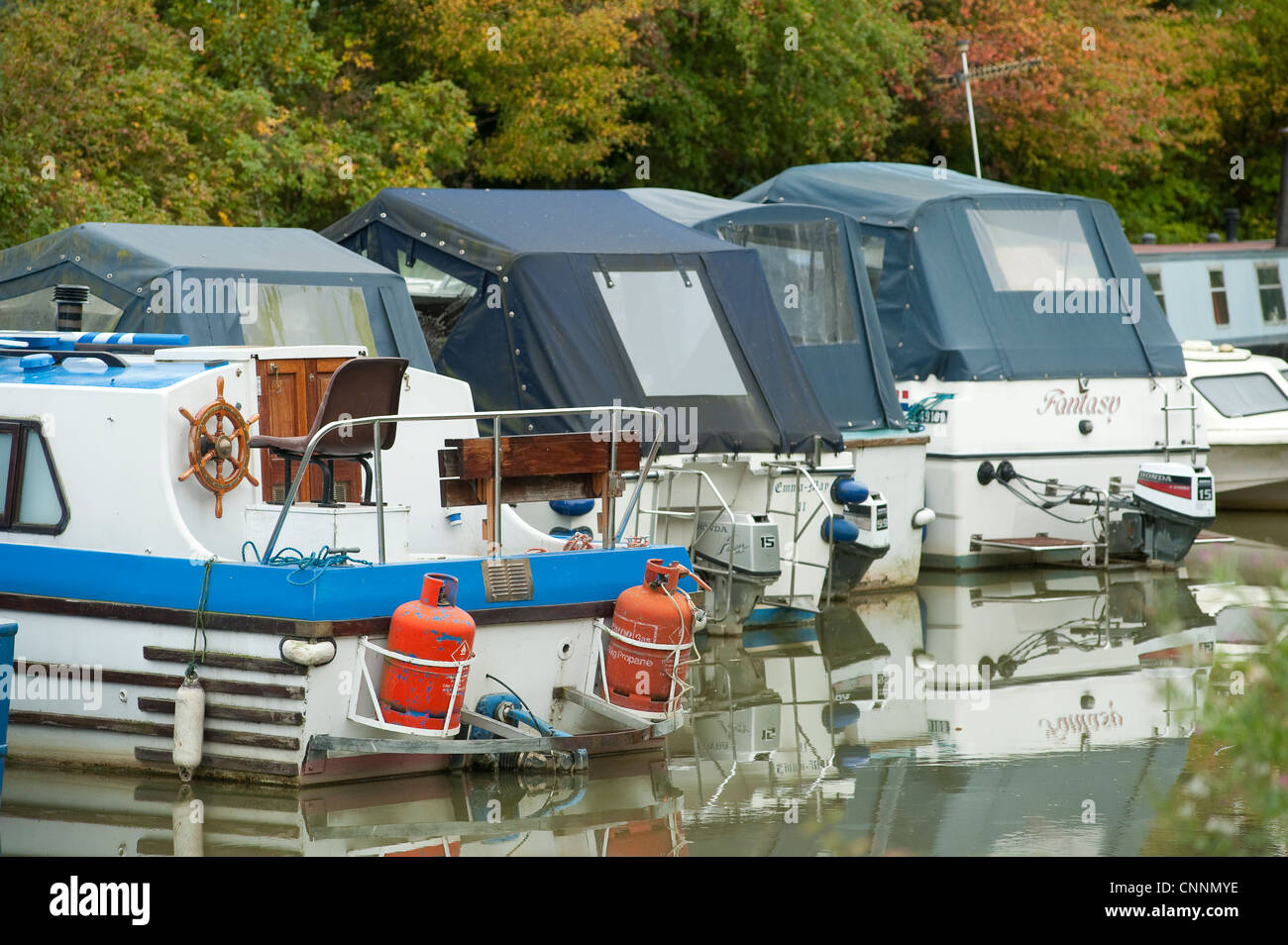 Carrying a gas cylinder hires stock photography and images Alamy