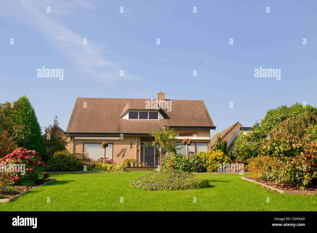 free standing house Stock Photo Alamy