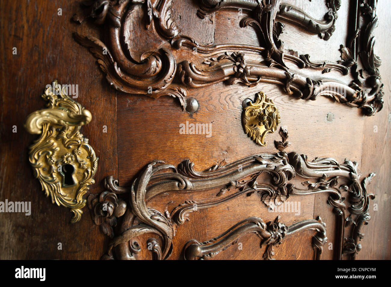 Door of museum of modern art hi-res stock photography and images - Alamy