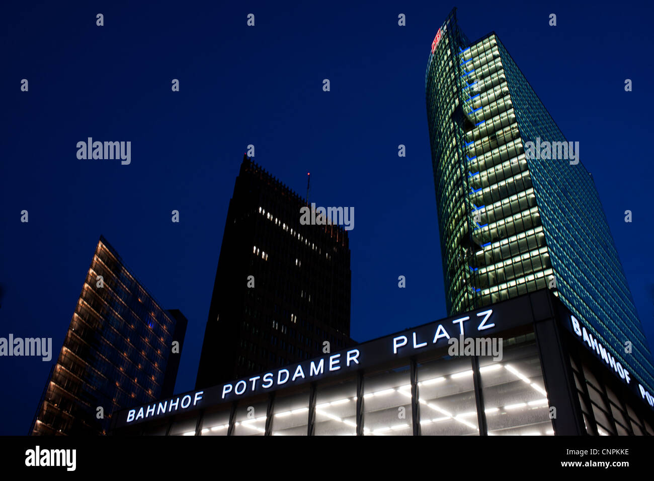 Skyscraper in Potsdamer Platz at night Stock Photo - Alamy