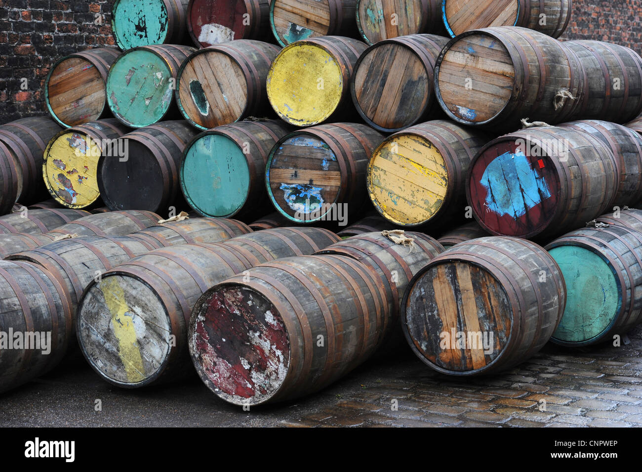 Coloured casks hi-res stock photography and images - Alamy