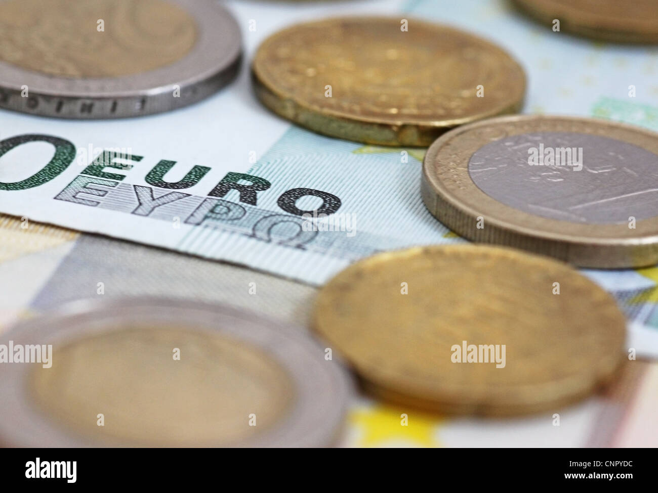 close up of word euro on one hundred euro banknote Stock Photo - Alamy