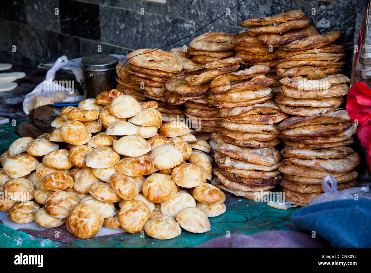 Bread at a bakery in Islamabad, Pakistan Stock Photo Alamy