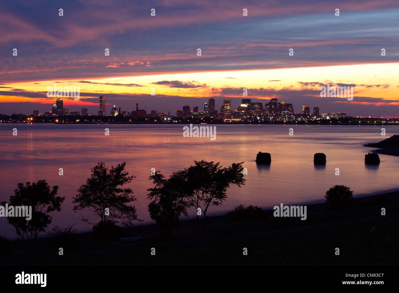 Boston skyline harbor dusk hi-res stock photography and images - Alamy