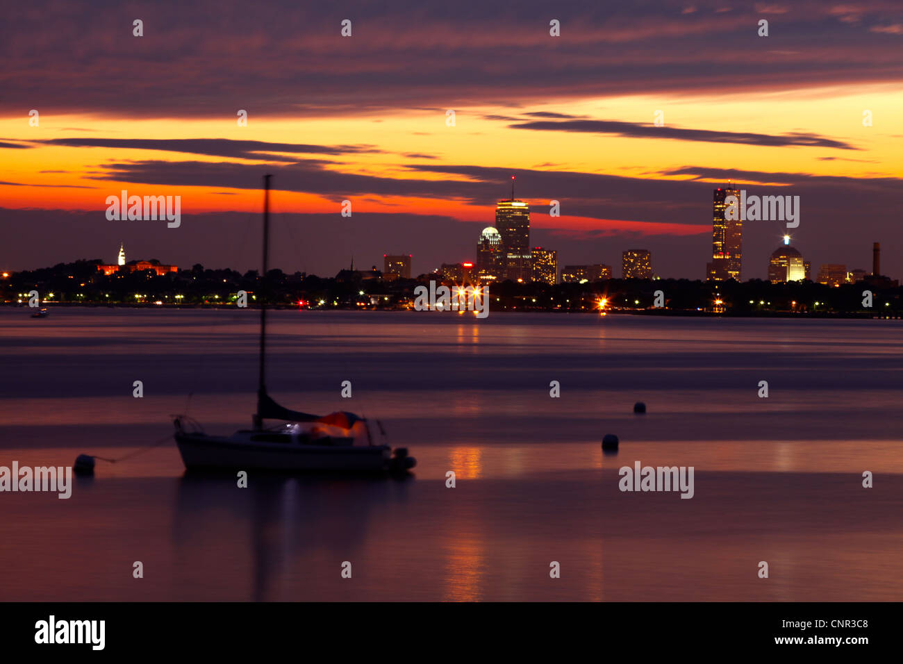 Boston skyline harbor dusk hi-res stock photography and images - Alamy