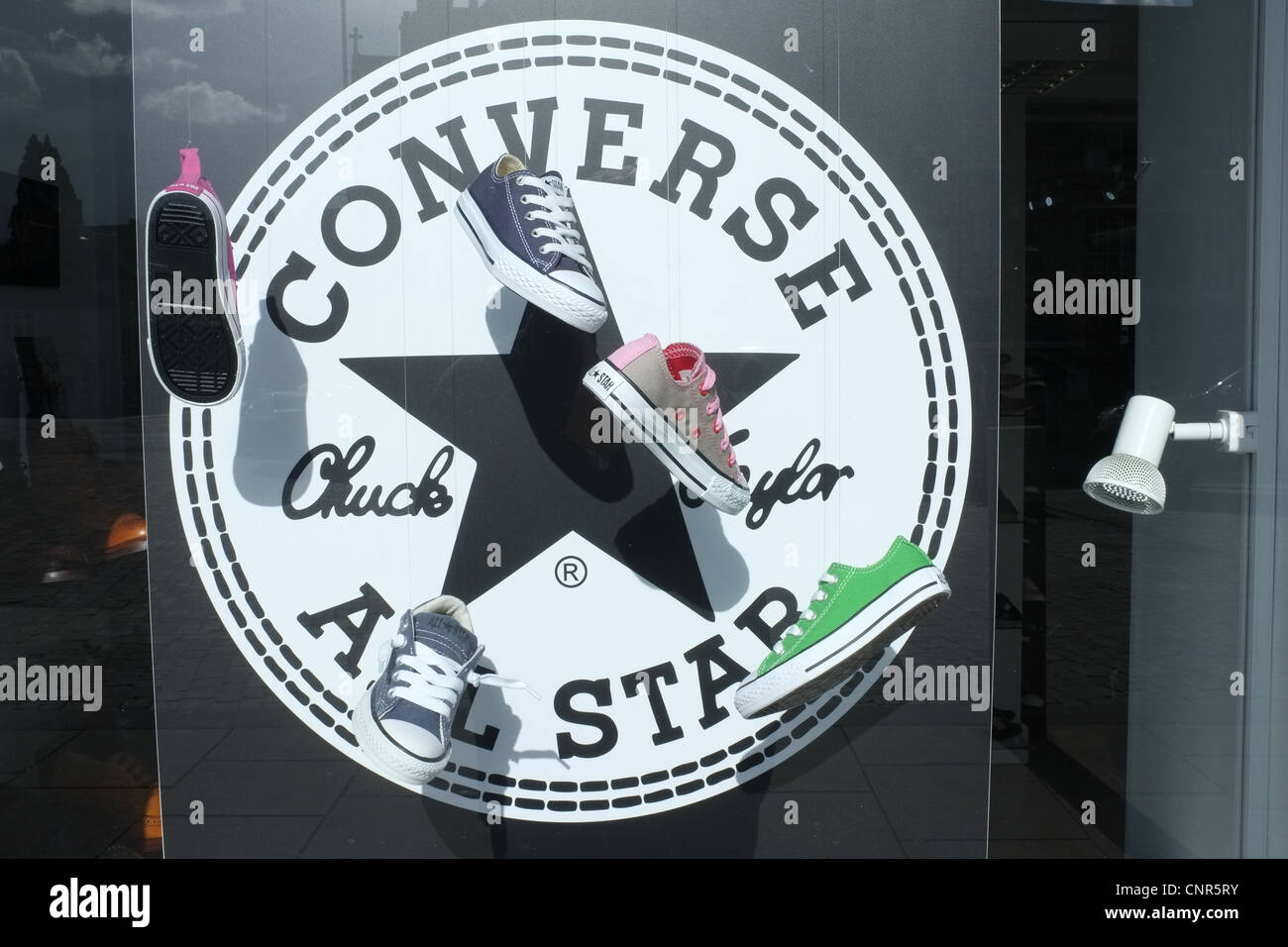 Converse all star hi-res stock photography and images - Alamy