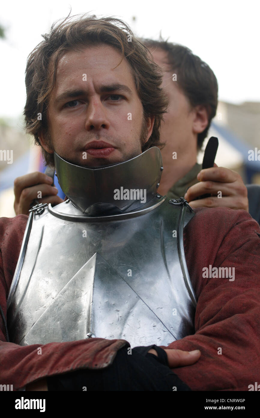 Plate Armour With Neck Guard