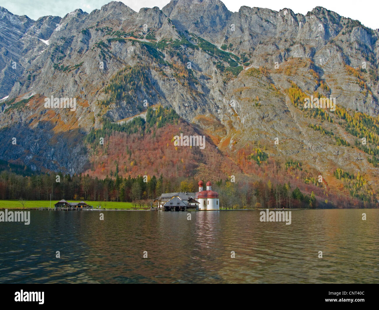St. Bartholomae on the peninsula Hirschau with the Watzmann behind, in autumn, Germany, Bavaria, Koenigssee Stock Photo