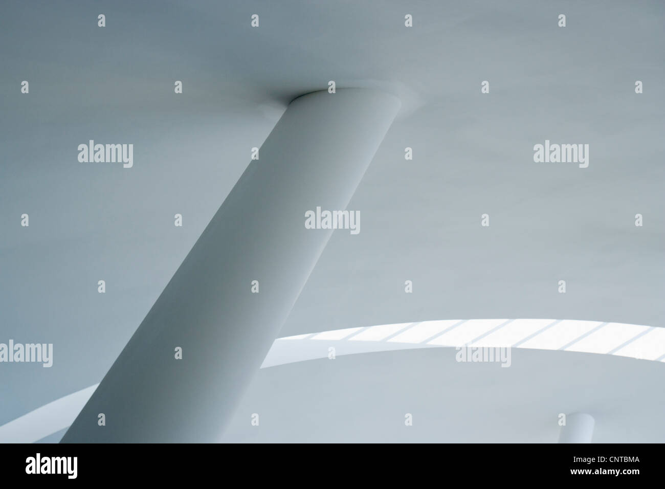 Column architectural hi-res stock photography and images - Alamy