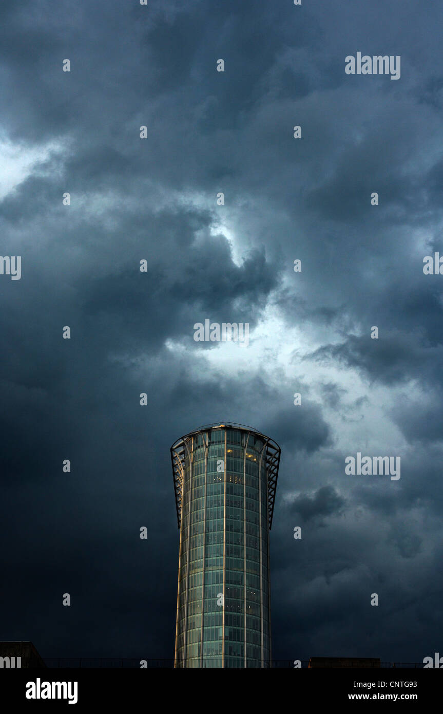 Storm clouds over City Point Building in London Stock Photo