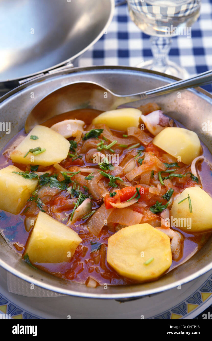 Cataplana, Portuguese seafood dish, Lisbon, Portugal Stock Photo - Alamy