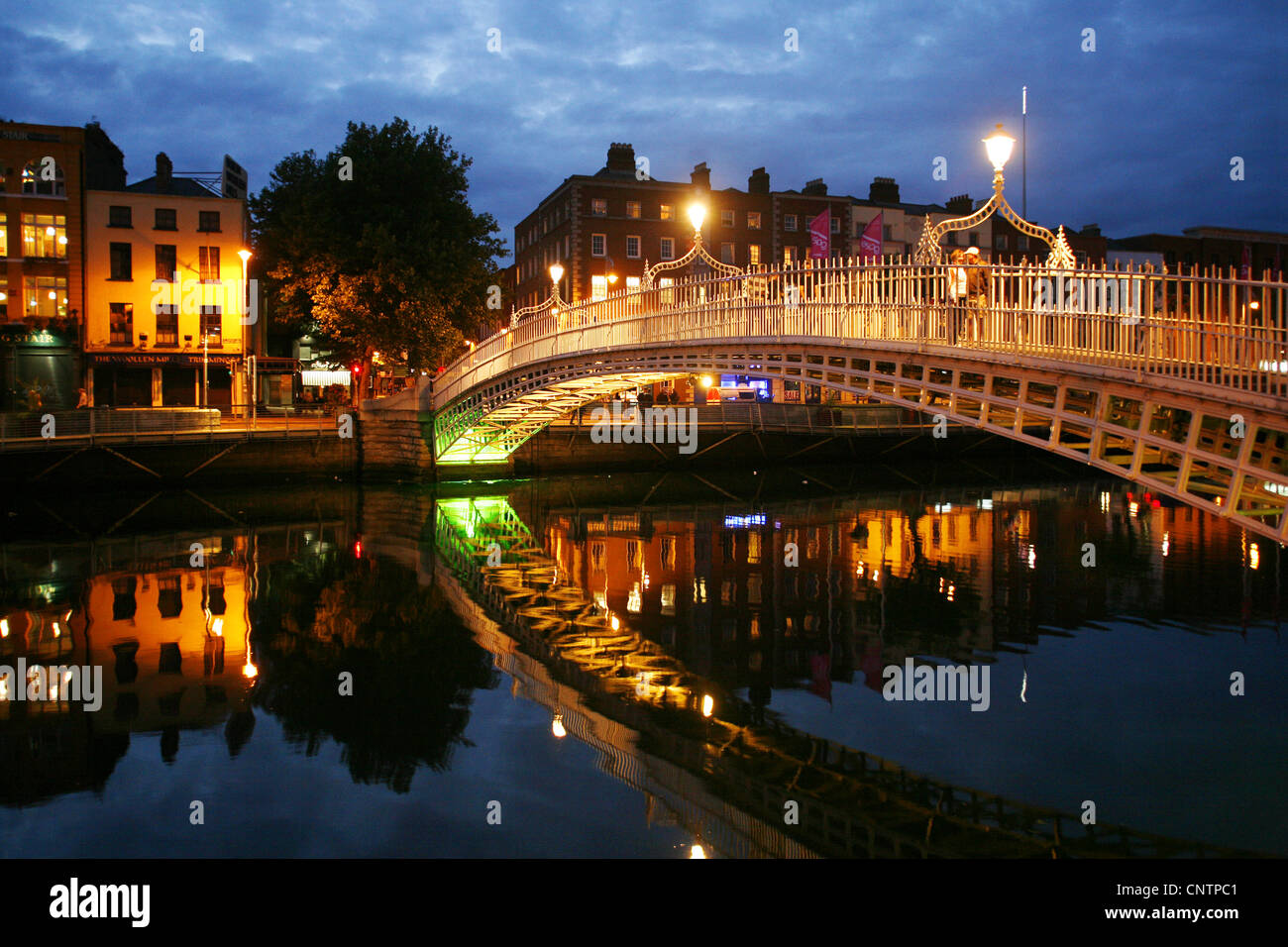 The Ha'penny Bridge, Dublin, Ireland Stock Photo - Alamy