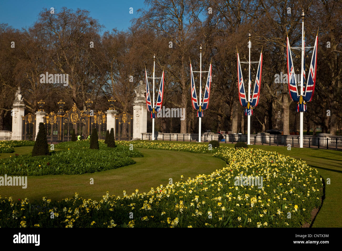 Queen's Gardens outside Buckingham Palace, London, England Stock Photo