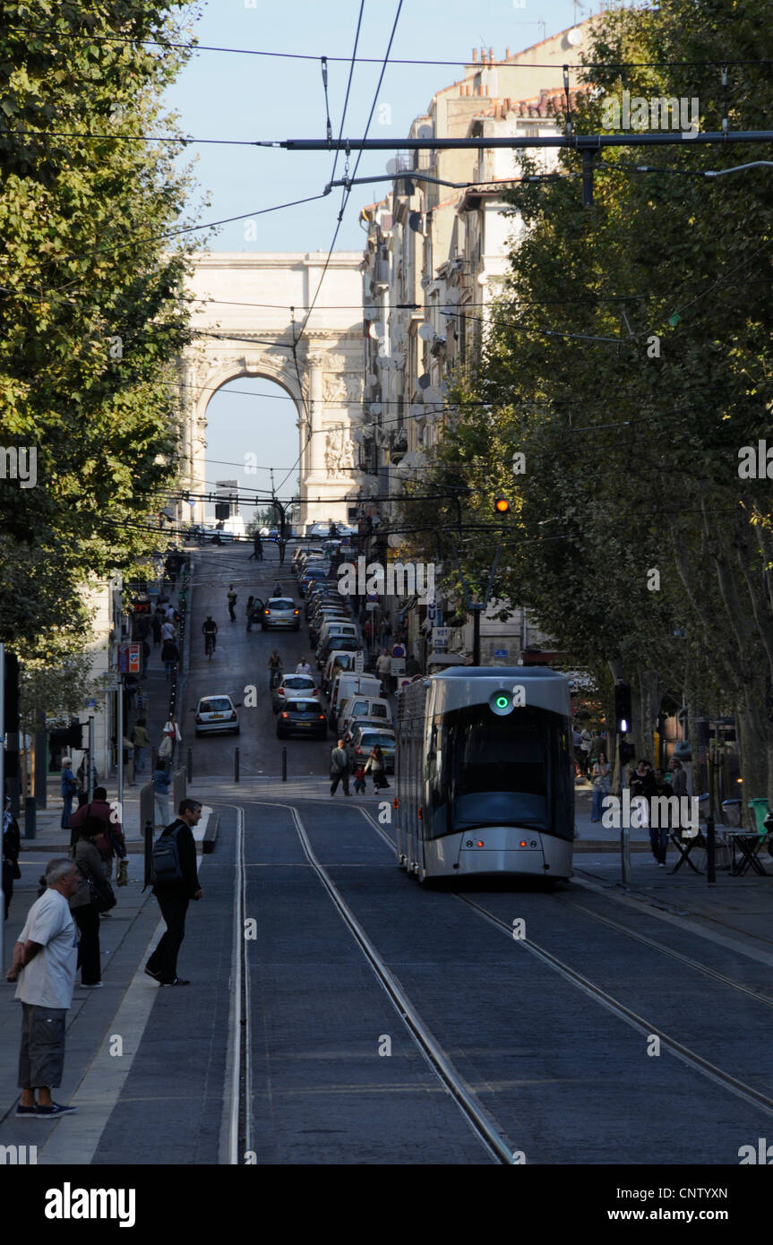 Rue D'Aix Cours Besunce with the Porte d'Aix (Aix gate) in Marseille,France  Stock Photo - Alamy