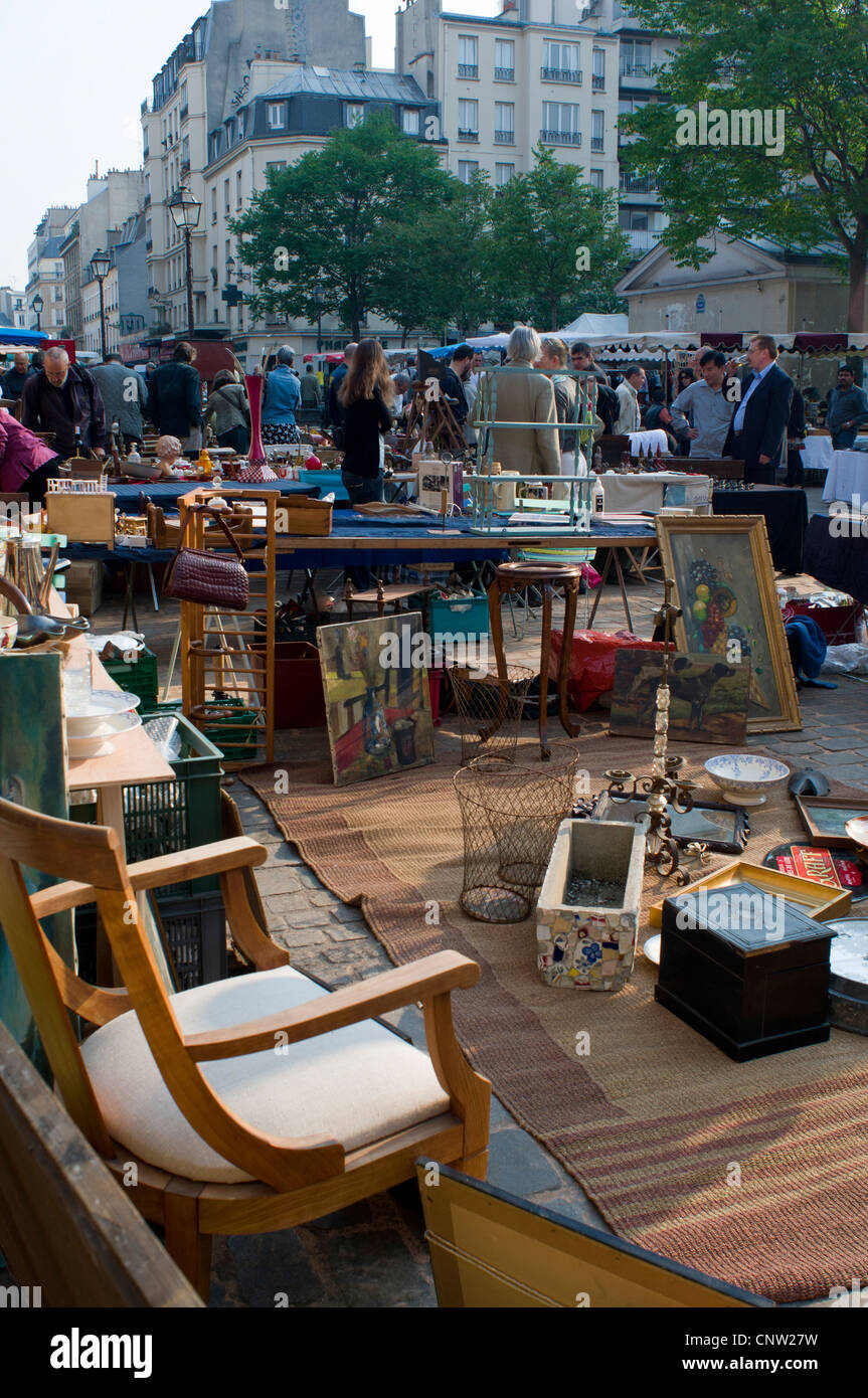 Flea market france hi-res stock photography and images - Alamy