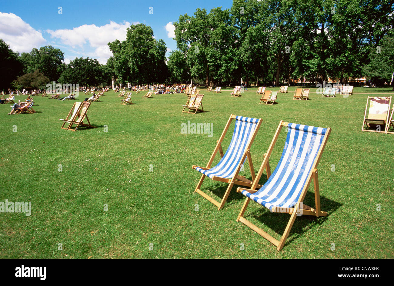 England, London, Deck Chairs in St.James's Park Stock Photo