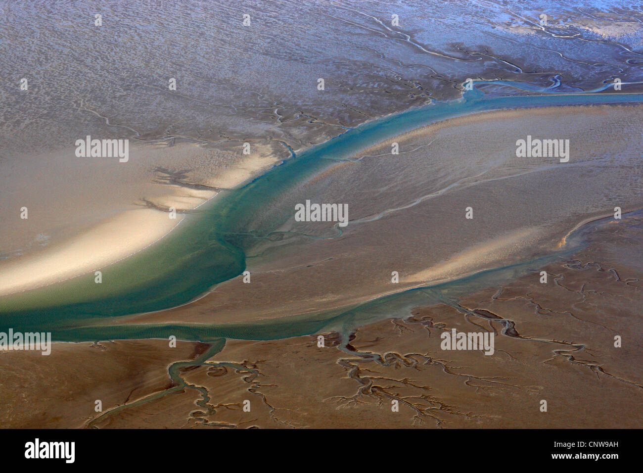 Sand bank in the flat ocean hi-res stock photography and images - Alamy