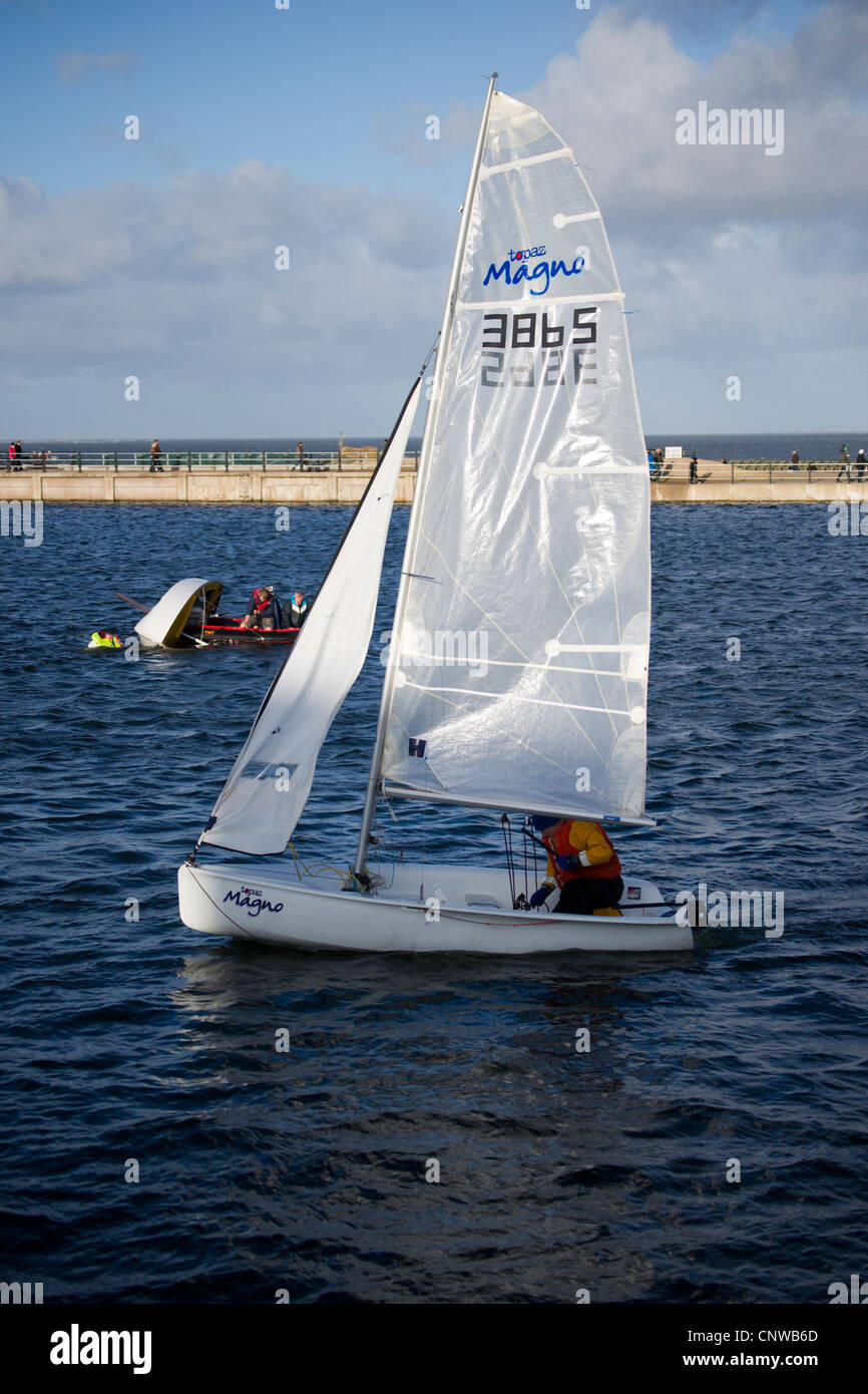 Dinghy sailing on New Brighton marine lake Stock Photo Alamy
