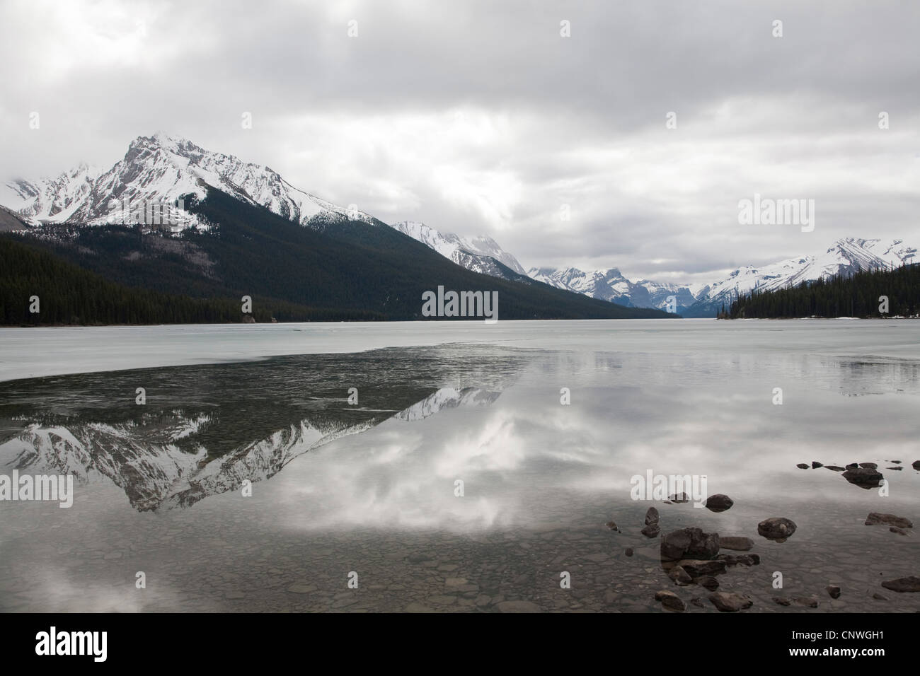 Maligne Lake, Canada, Alberta, Jasper National Park Stock Photo