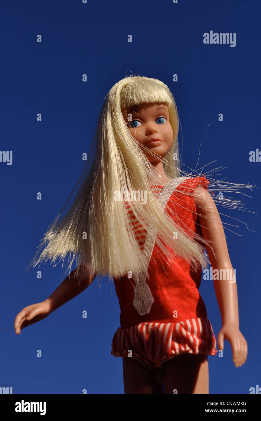 Vintage 1963 straight leg, rare hair, Skipper doll by Mattel, Barbie's  little sister, made in Japan, in her original swimsuit Stock Photo - Alamy