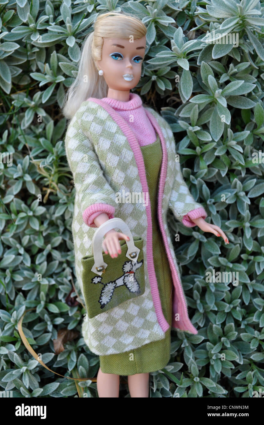 Platinum swirl ponytail vintage Barbie doll modeling Poodle Parade fashion  from 1964, by Mattel, made in Japan Stock Photo - Alamy